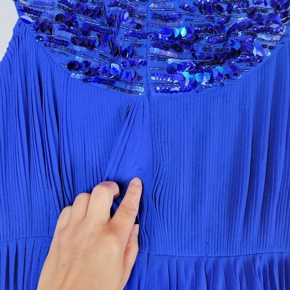 NWT Adrianna Papell Pleated Chiffon Sequin Halter Dress Brilliant Sapphire Sz 8 - Picture 10 of 15